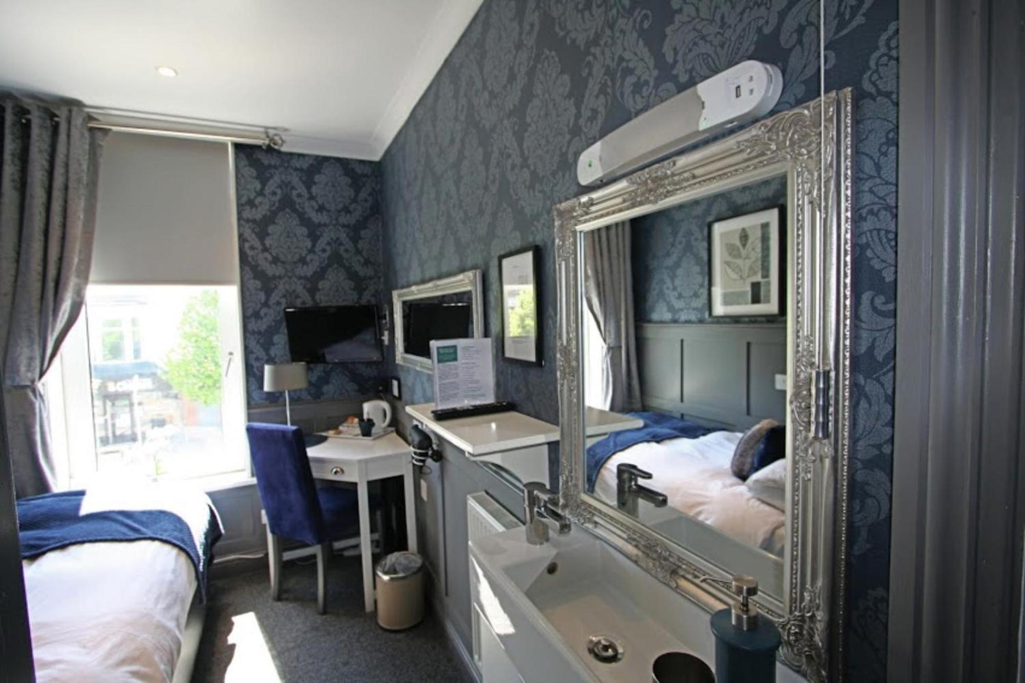 The Clifton Bed & Breakfast South Shields Oda fotoğraf